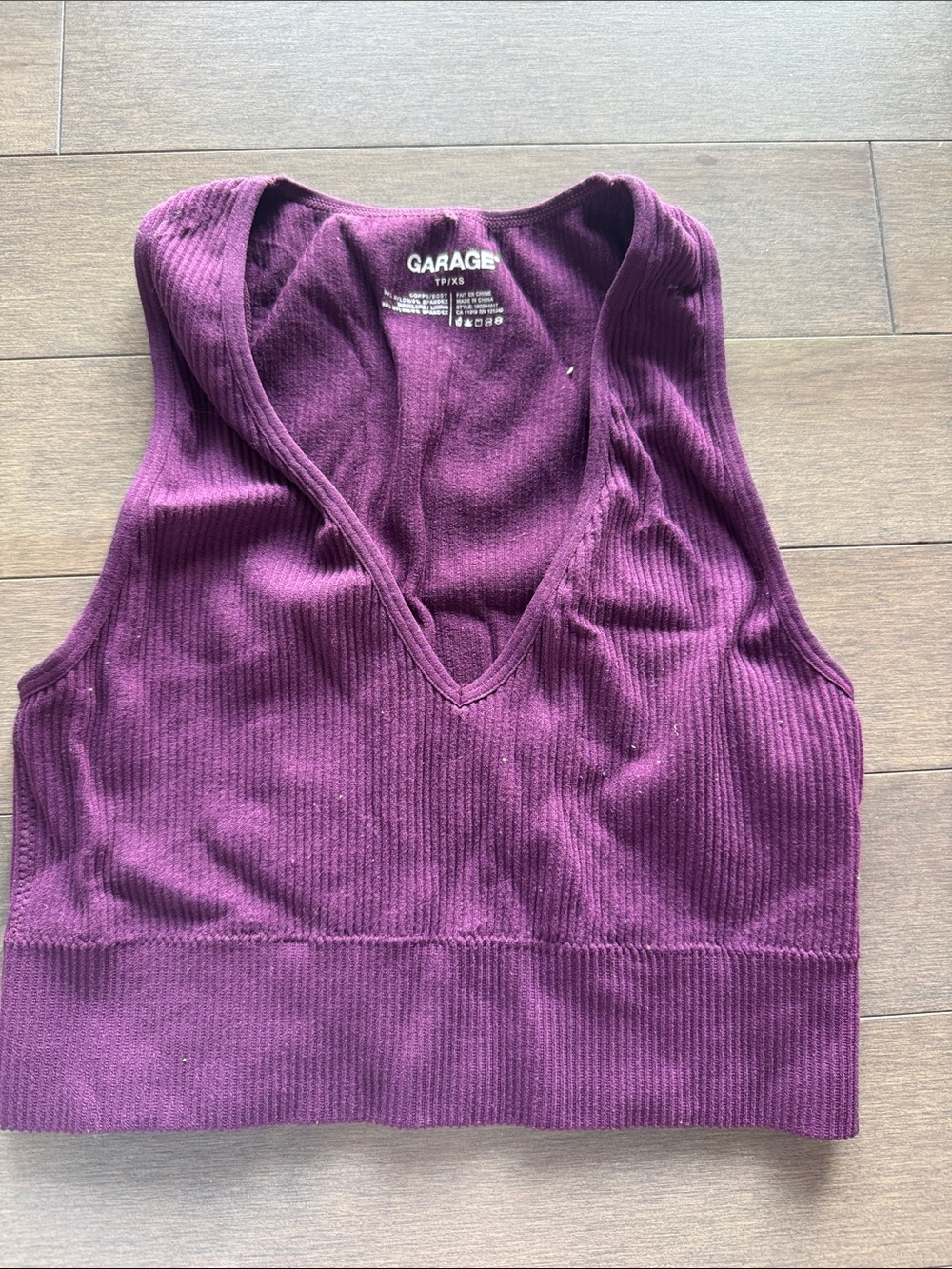 Garage Ribbed V-Neck Crop Tank - Plum